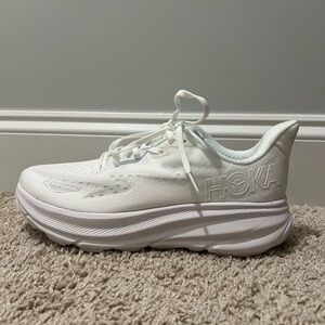 HOKA Clifton 9